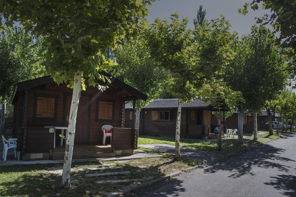 Camping & Bungalows Ligueerre De Cinca Luaran gambar