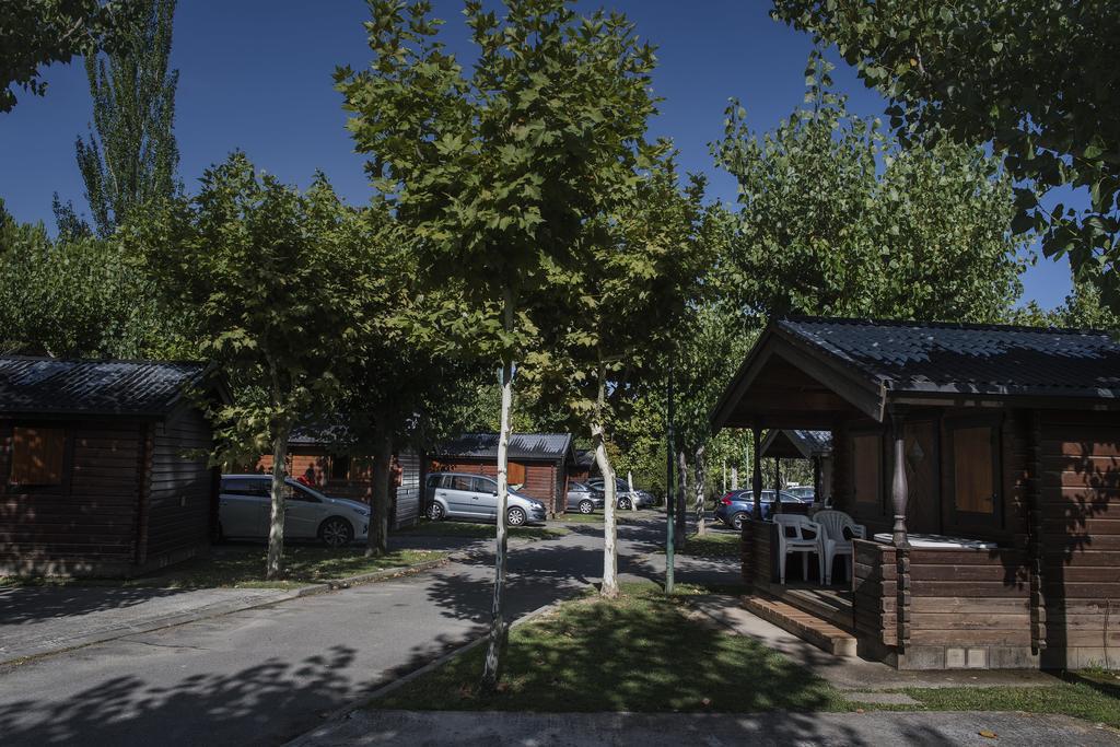 Camping & Bungalows Ligueerre De Cinca Luaran gambar